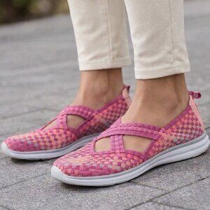 Cobb Hill New Balance Pink Woven  Mary Jane Flats - Vibrant Pink Size 9